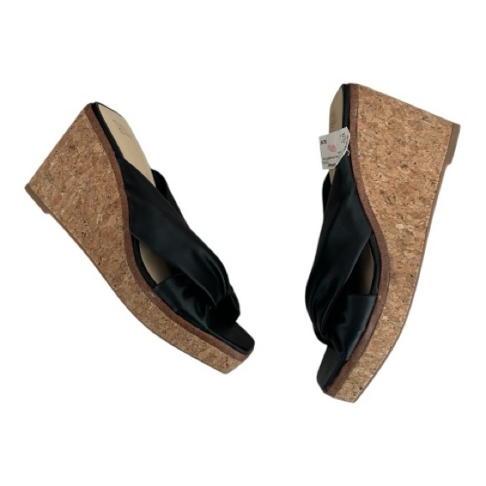 Time & Tru Ladies Summer Wedge Size 8